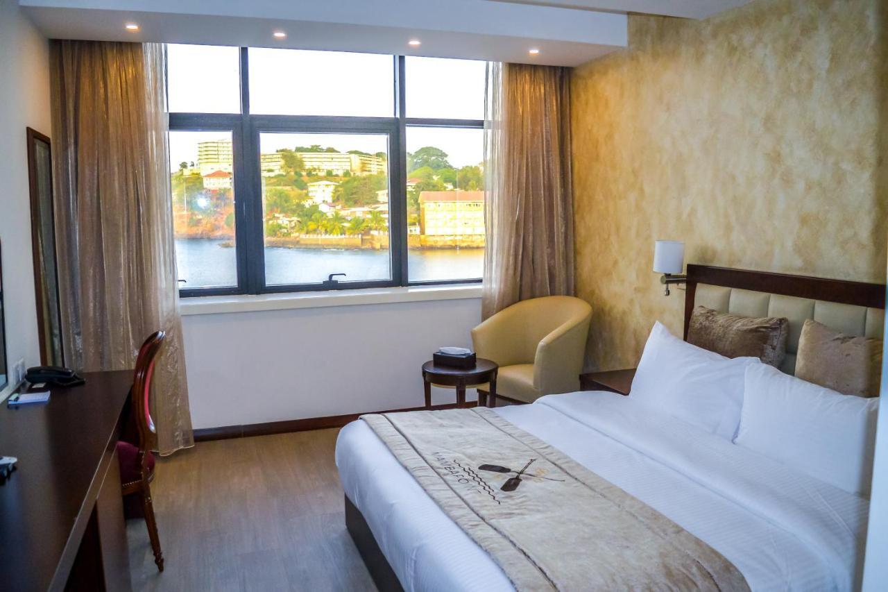Mamba Point Hotel Фрітаун Екстер'єр фото