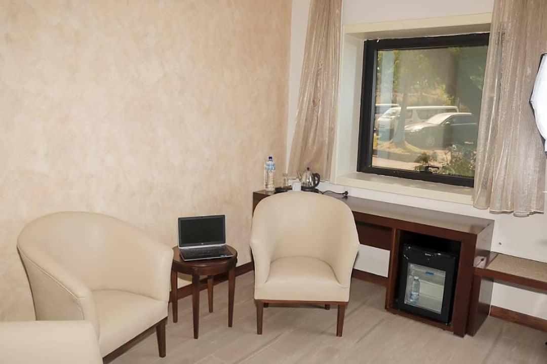 Mamba Point Hotel Фрітаун Екстер'єр фото